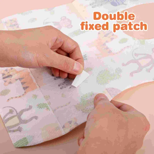 20pcs Disposable Waterproof Bib Adjustable Tape Dining Bibs for Baby Newborn Infant (Random Pattern) - Image 3
